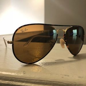 Authentic RayBan Aviator Sunglasses.